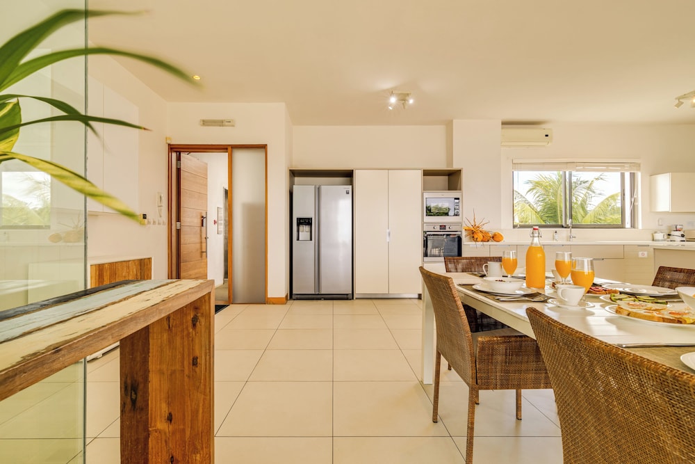 Cap Ouest by Horizon Holidays 69/74