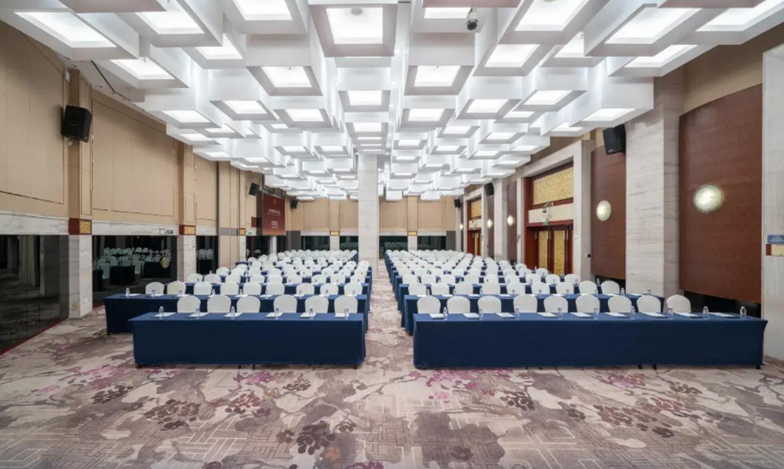 Lafonte International Hotel 11/67
