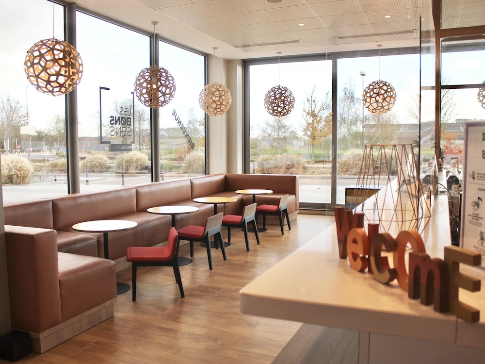Ibis Styles Guyancourt Versailles 59/69