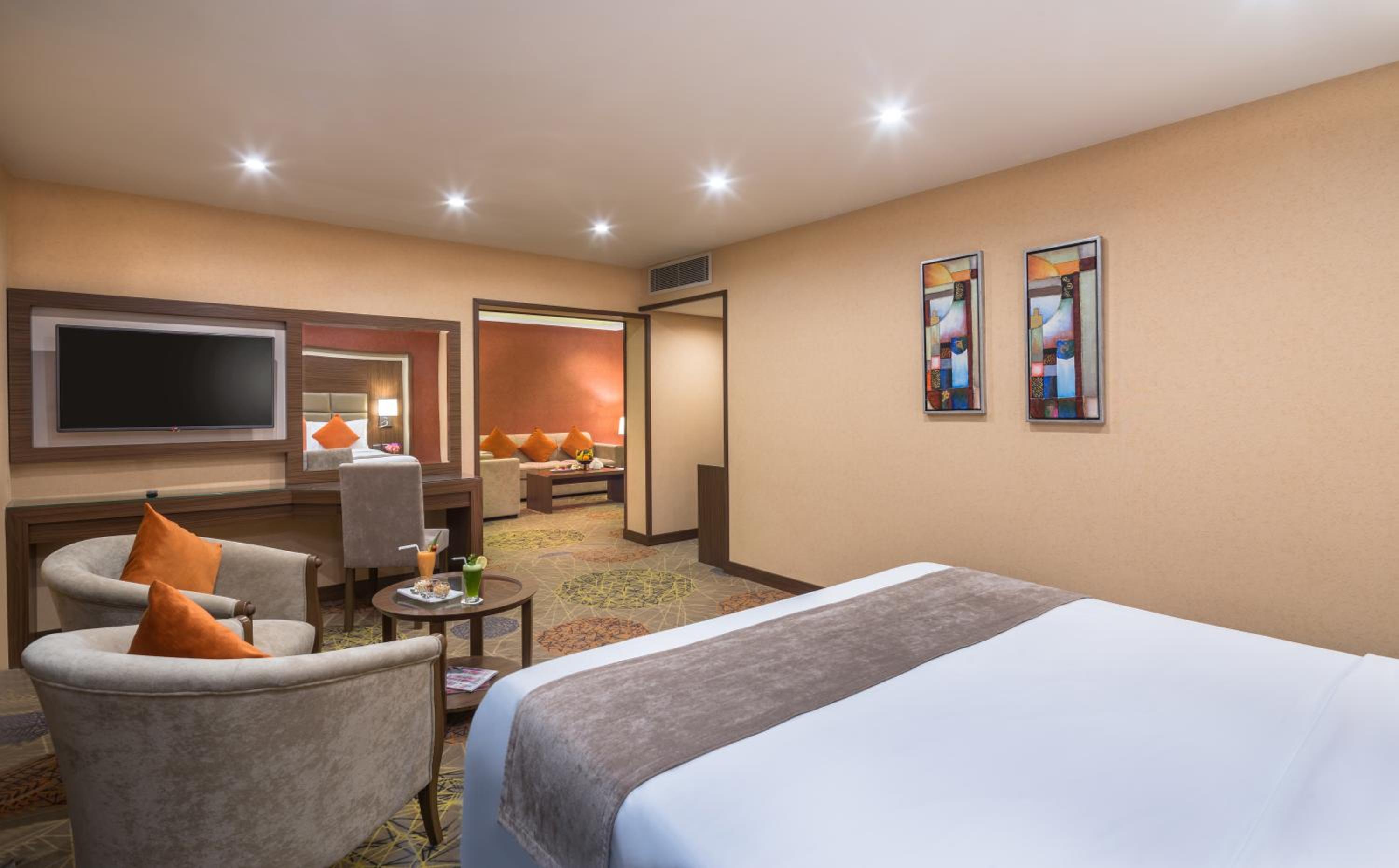 Junior Suite, King Bed