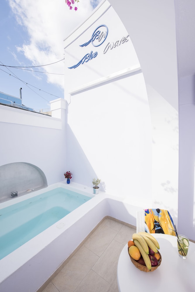 Blue Waves Hotel 26/70