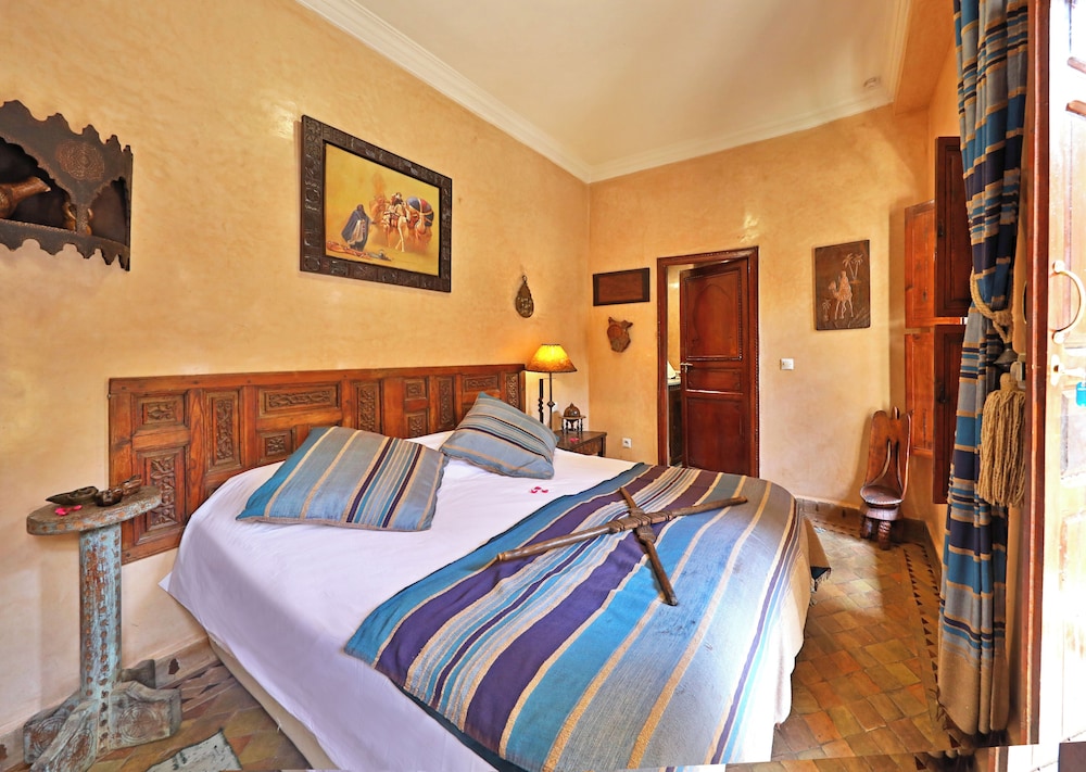 Riad Zayane 7/50