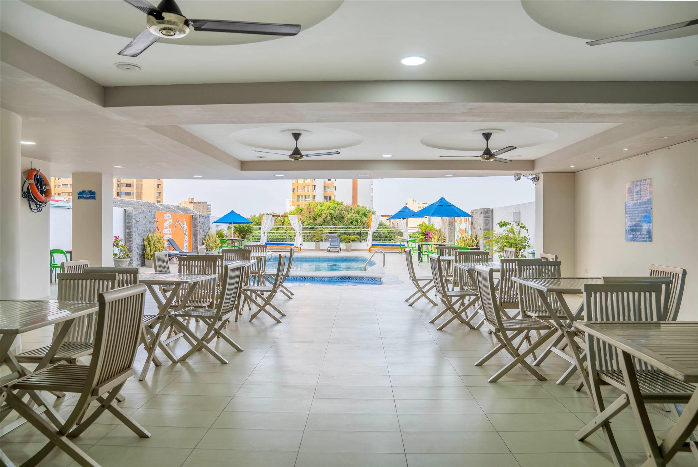 Howard Johnson by Wyndham Barranquilla Versalles 22/29