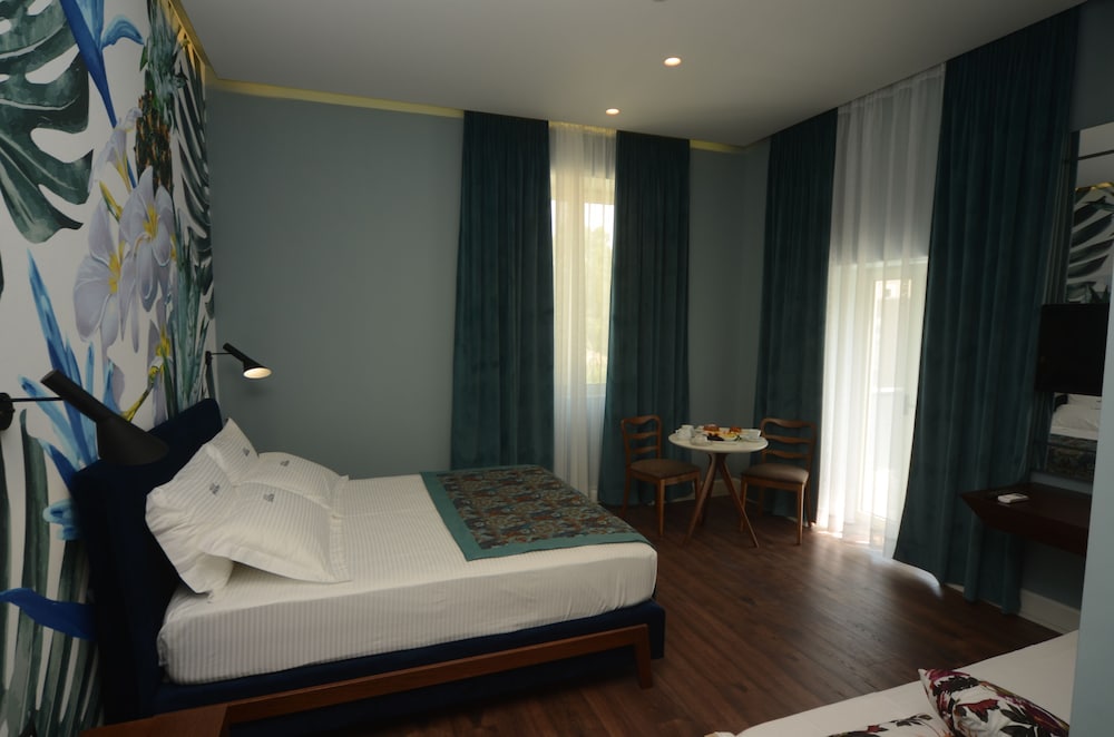 Le Palazzine Hotel 11/50