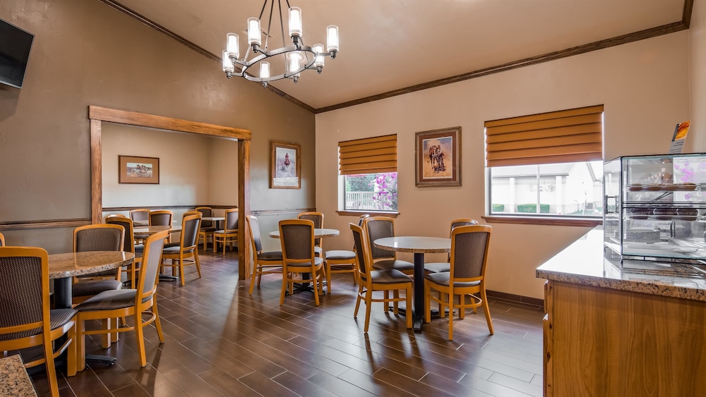 Best Western Timberridge Inn 22/29