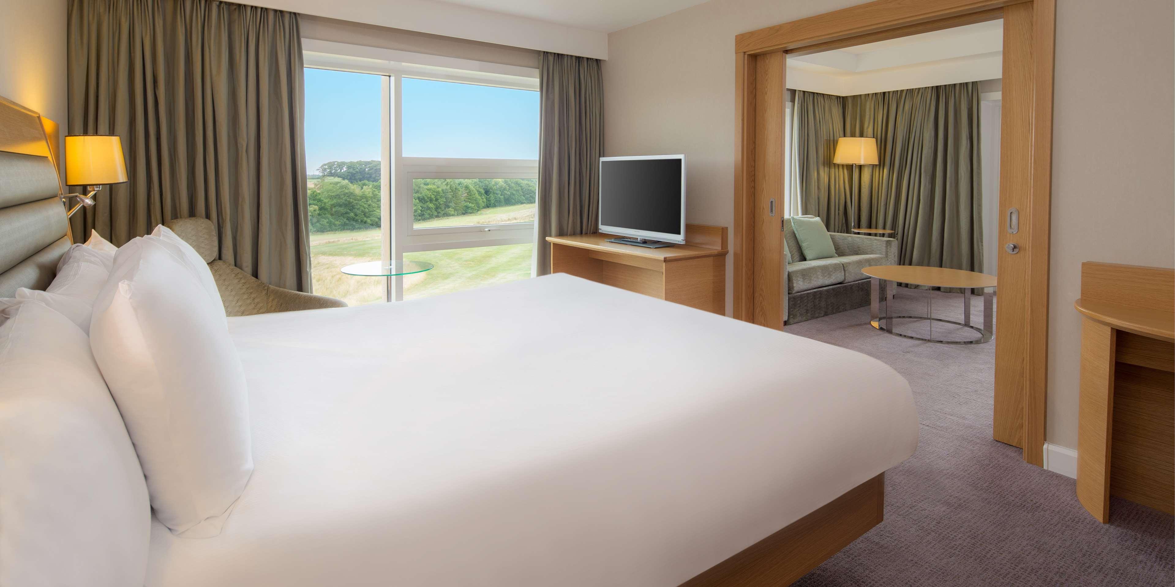 جناح بسرير كينج، Hilton At St Georges Park Burton upon Trent 2/3