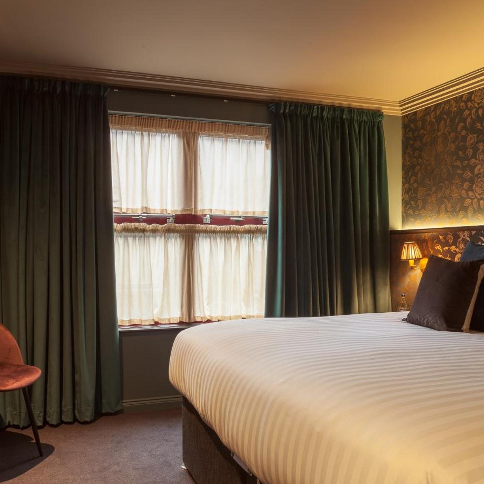 Superior, King Bed