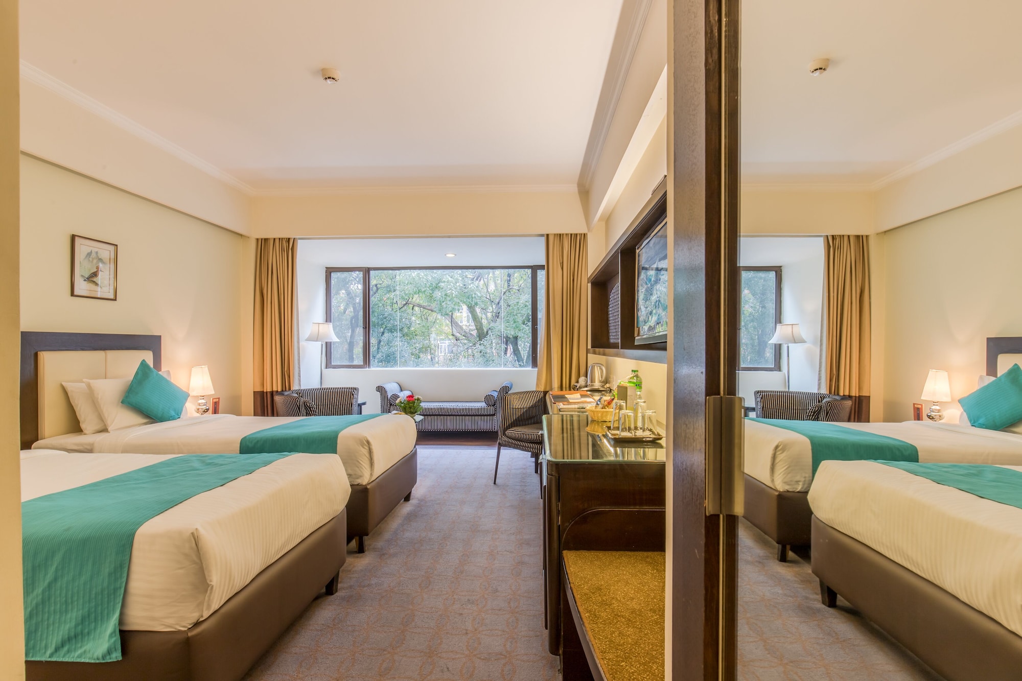 Deluxe, Twin Beds, Garden View