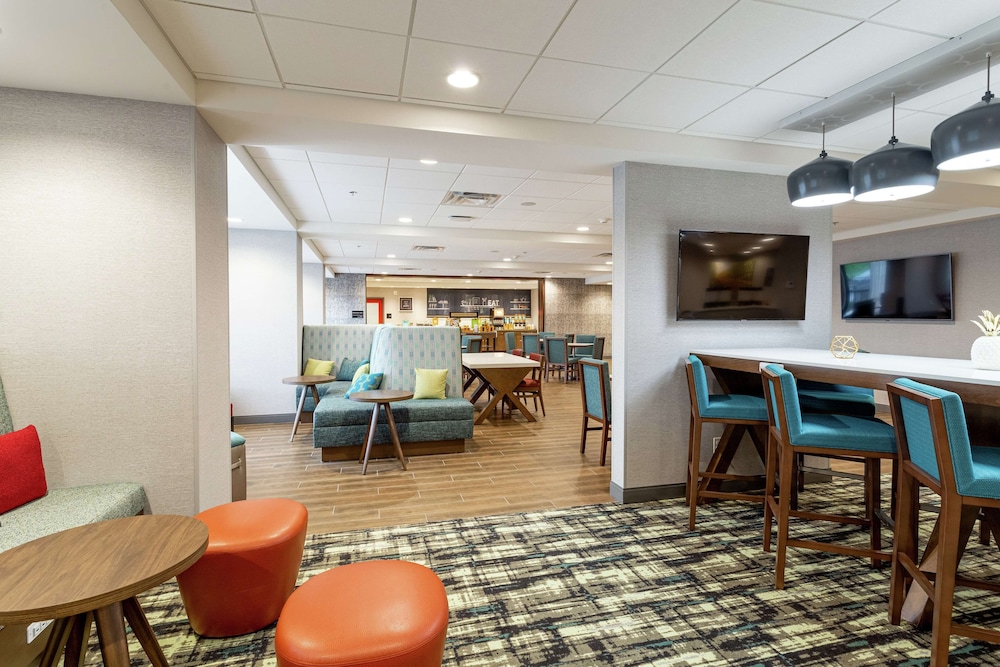 Hampton Inn Madison Oh 41/58