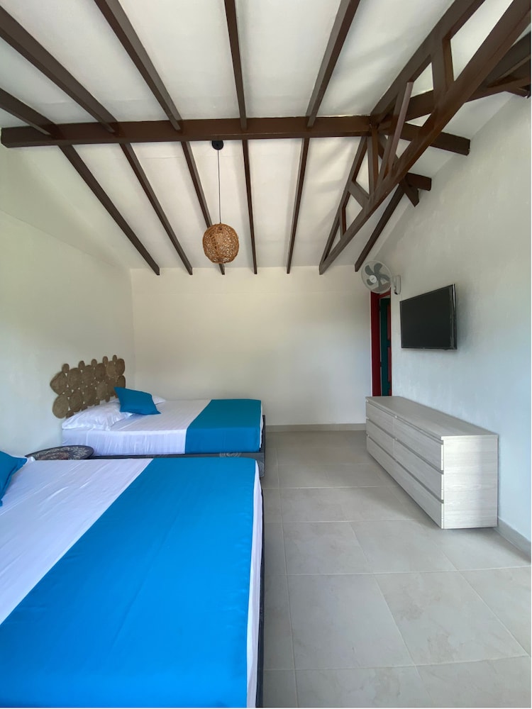 Romantic, 2 Double Beds