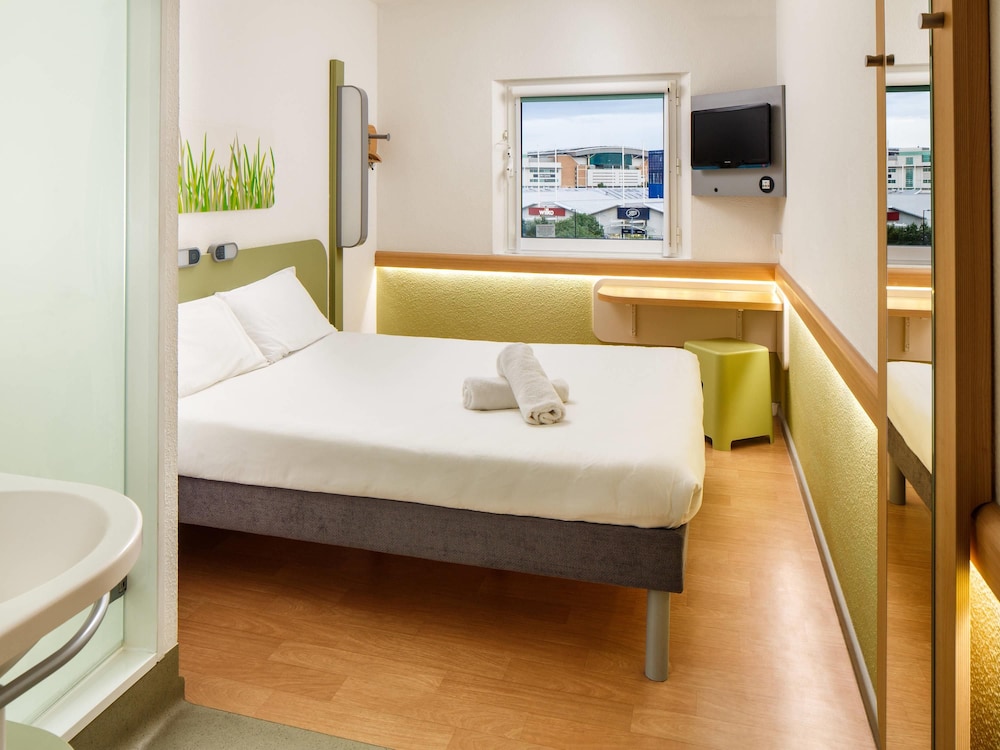 Ibis Budget Portsmouth 17/63