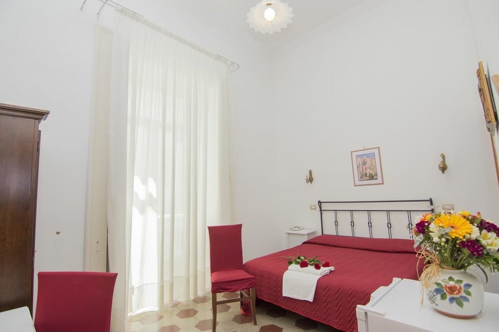 Hotel Fontana 31/65