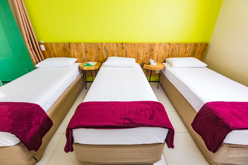 Arrey Hotel Beach 26/48