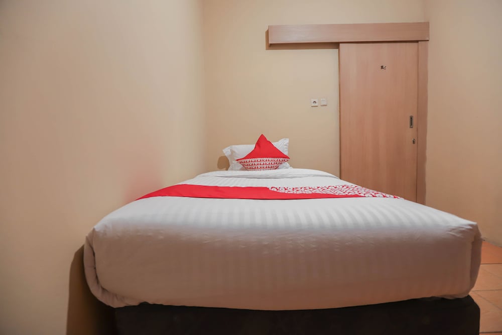 Hotel O Near Summarecon Mall Serpong 30/60