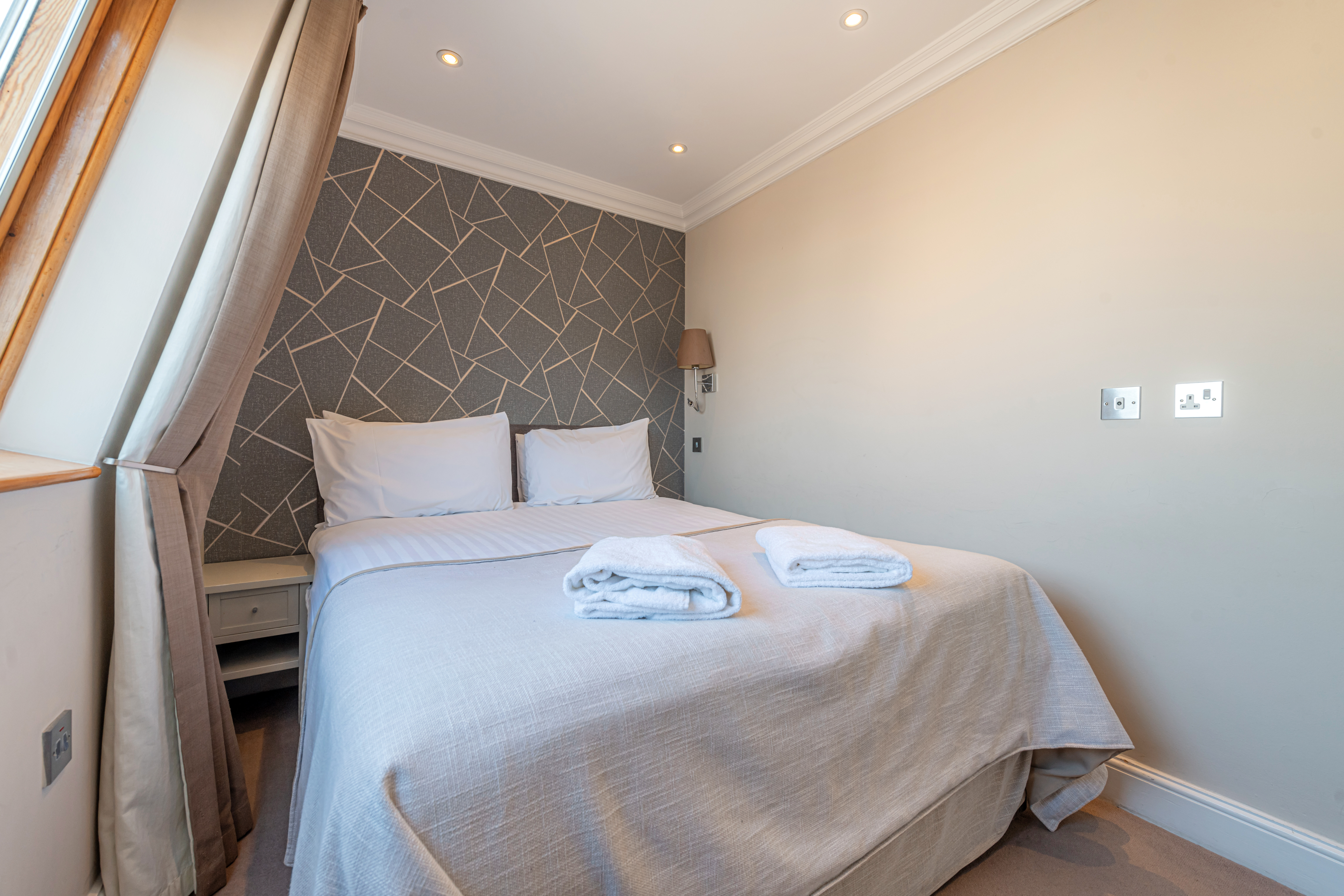 3 Bedrooms, Penthouse, Apartment