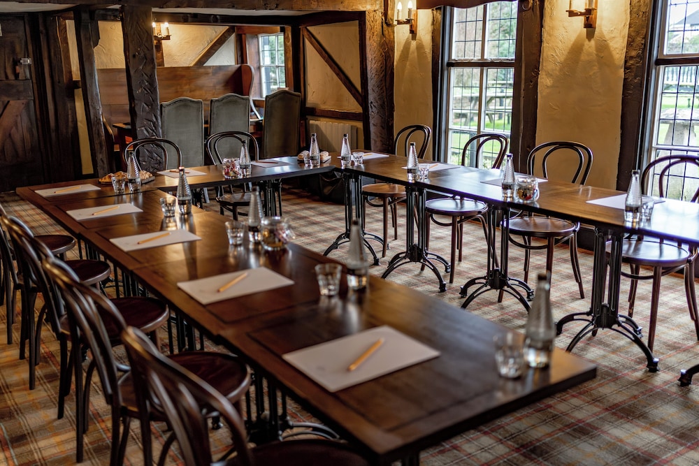 The Thatch Inn 38/50