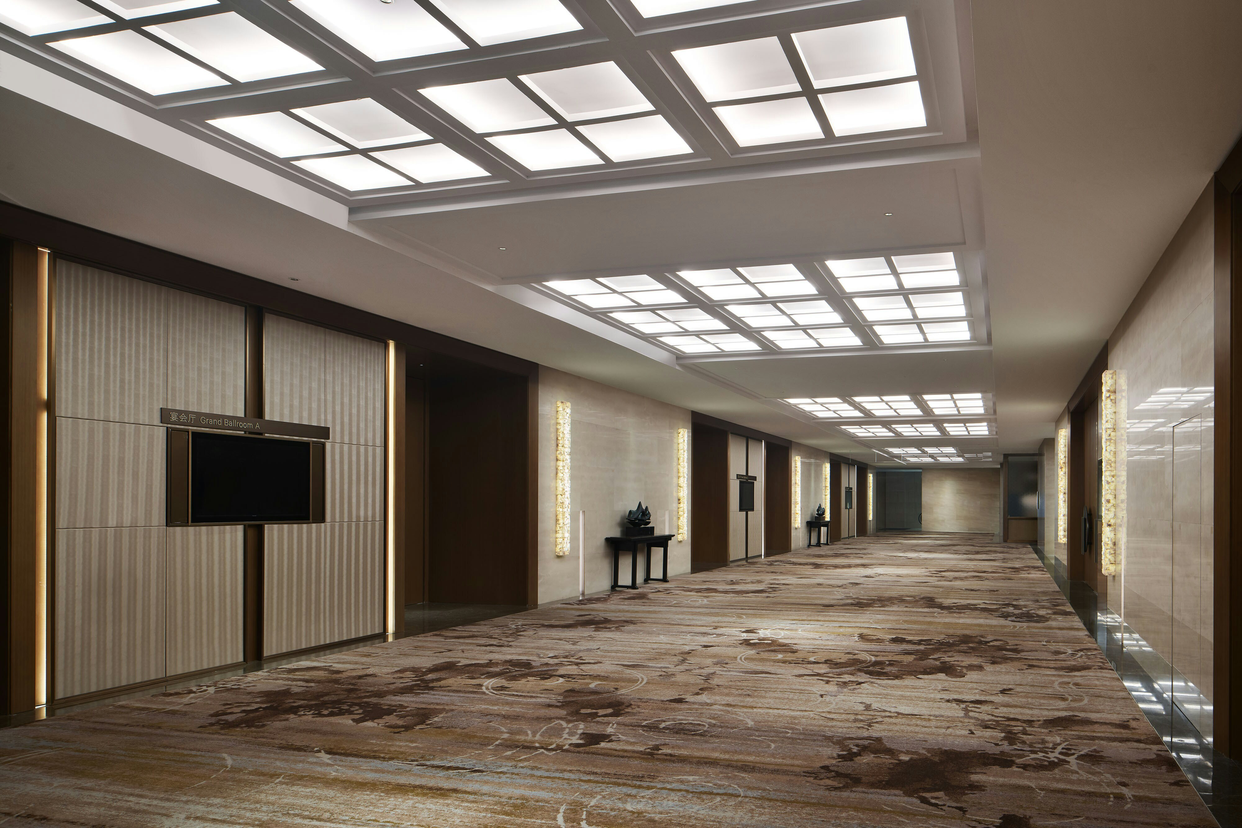 Sheraton Yunfu Xinxing Hotel 55/55