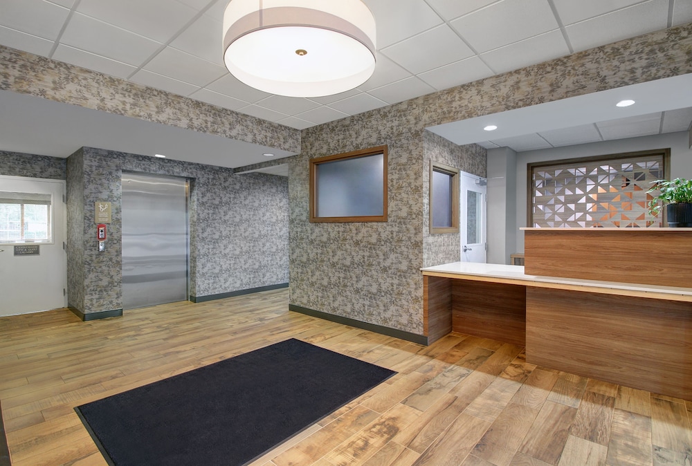 Candlewood Suites Winchester 10/39