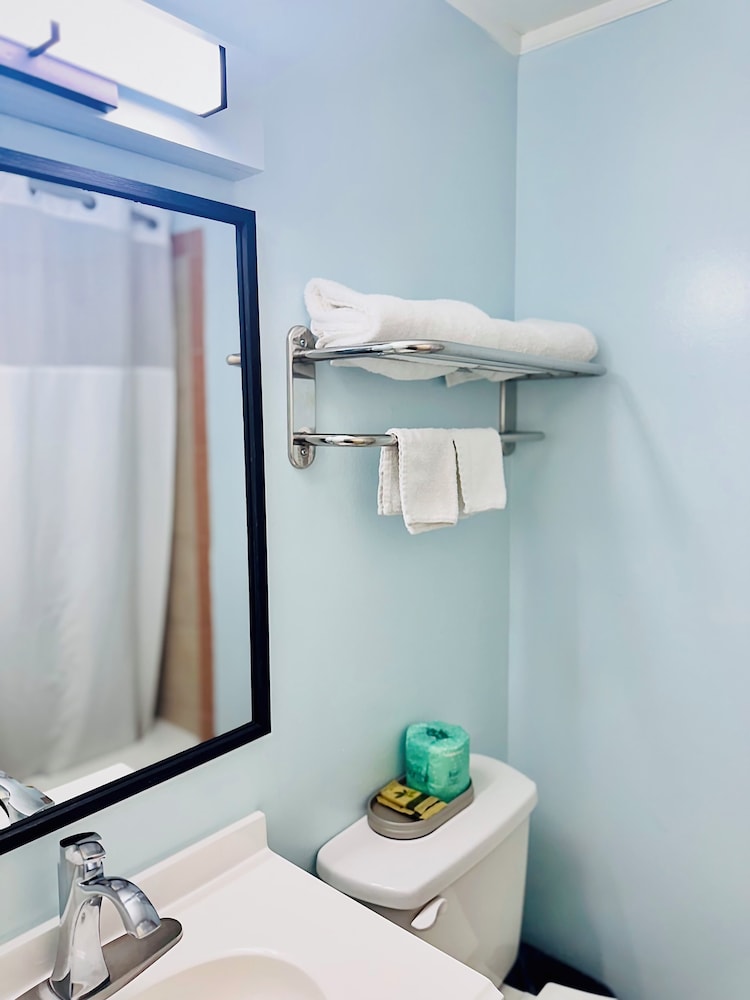 Relax Inn At Ashland 50/51