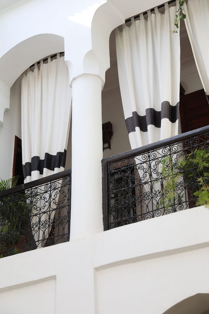 Riad Noor Charana 40/50