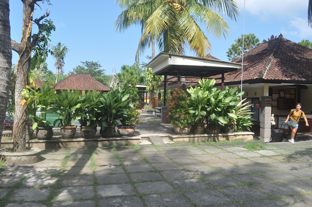 Dewi Sinta Hotel and Restaurant by ABM 5/32