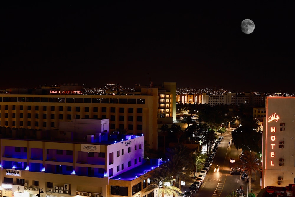Raed Hotel Suites in AQABA