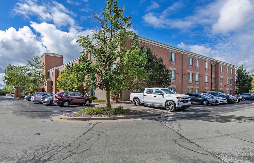 Studio 6 Extended Stay Milwaukee Brookfield WI 59/70
