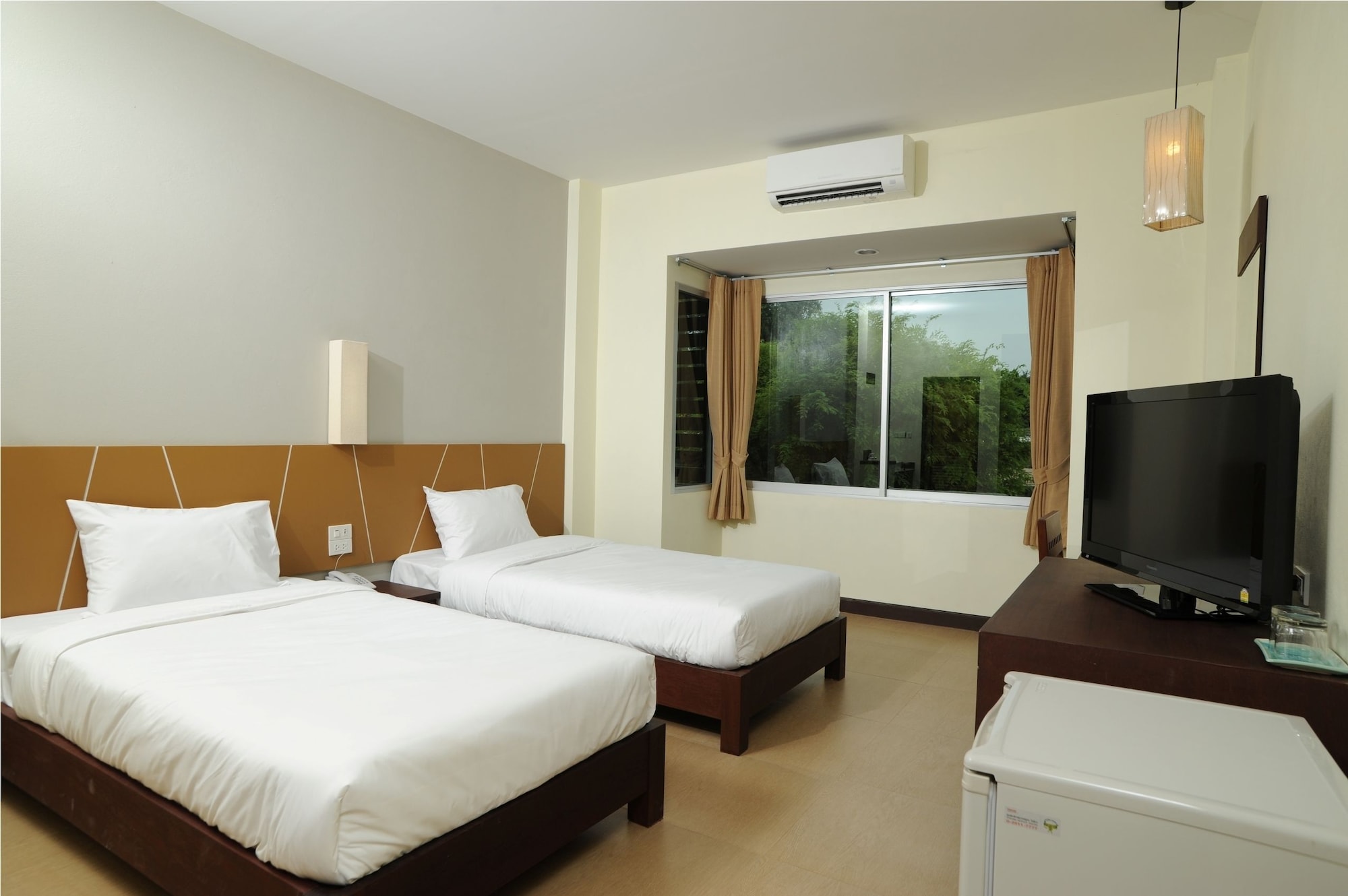 STANDARD, TWIN BEDS