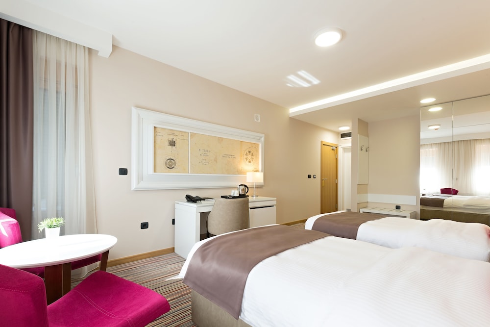 HOTEL TESLA SMART STAY 12/43