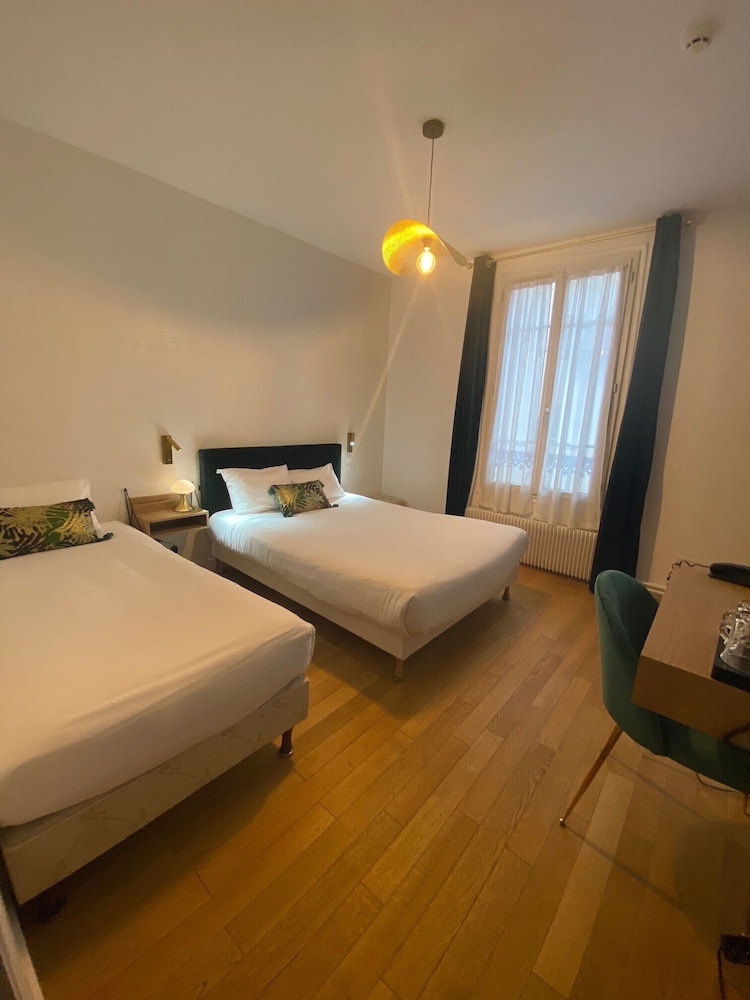 HOTEL BOILEAU 20/52