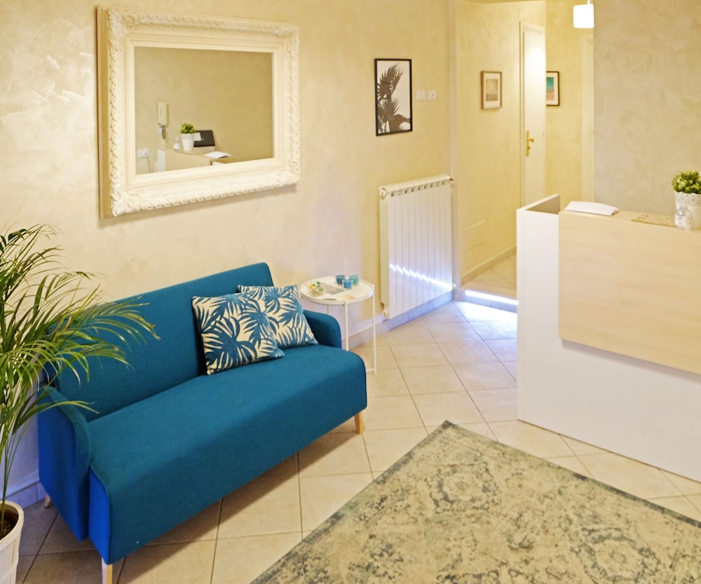 Re Monti Guesthouse 27/35
