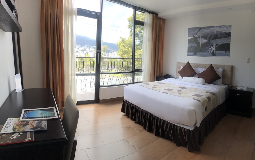 Air Suites Hotel Boutique 8/33