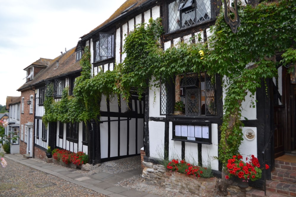 The Mermaid Inn 3/55