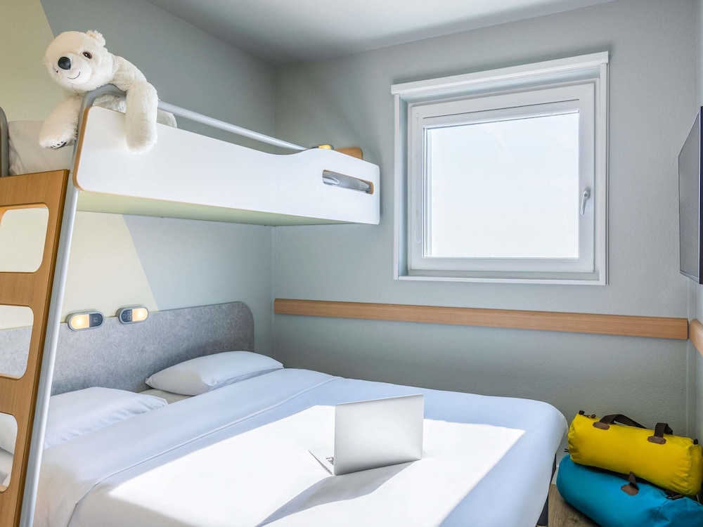 Ibis Budget Lausanne Bussigny 17/50