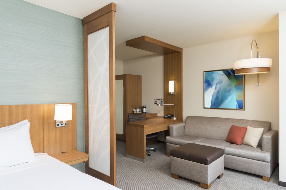 Hyatt Place Sarasota Lakewood Ranch 50/50