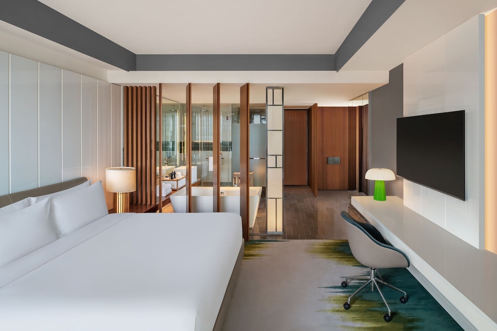 Fabulous, King Bed, City View