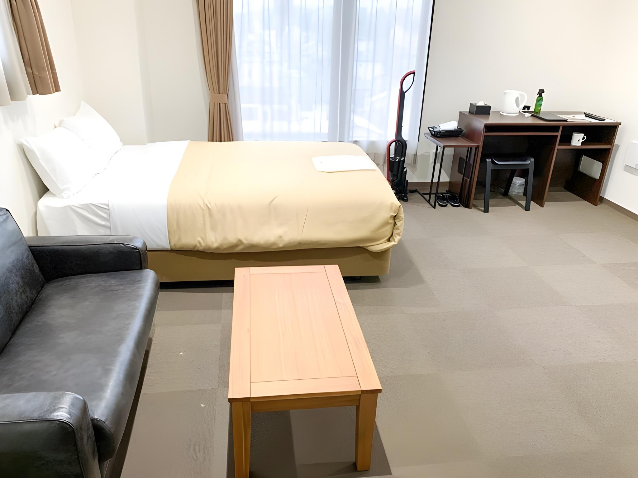 Semi Room, Standard, Semi Double Bed