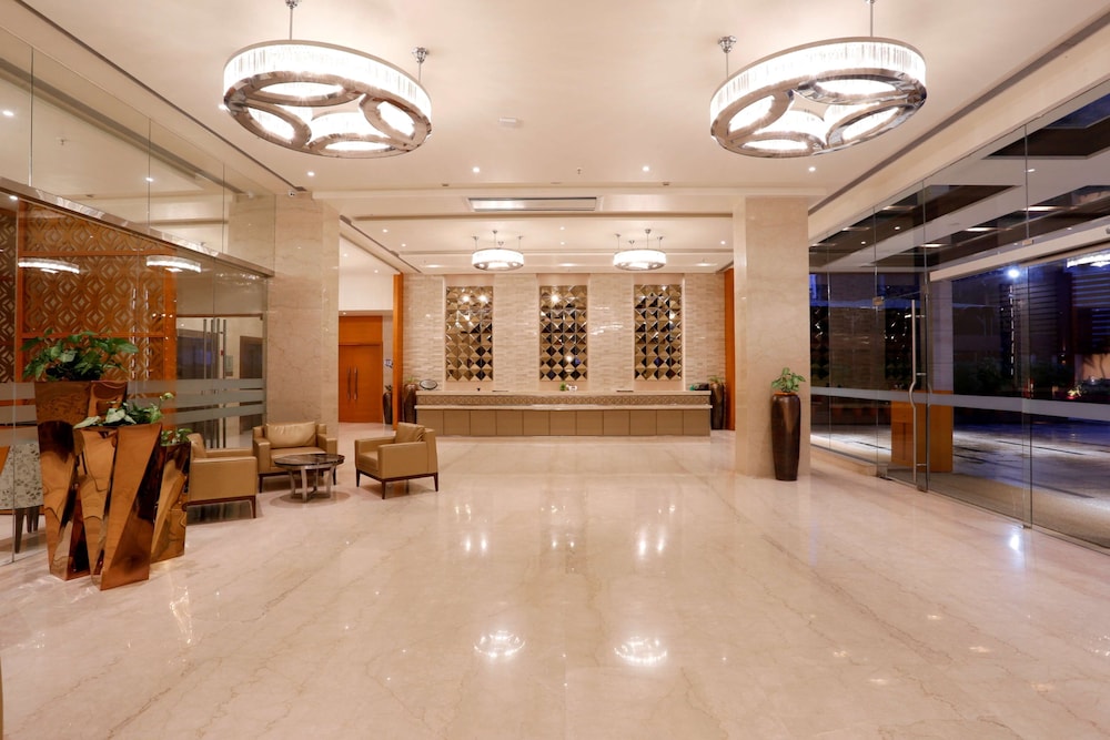 Nataraj Sarovar Portico 5/47