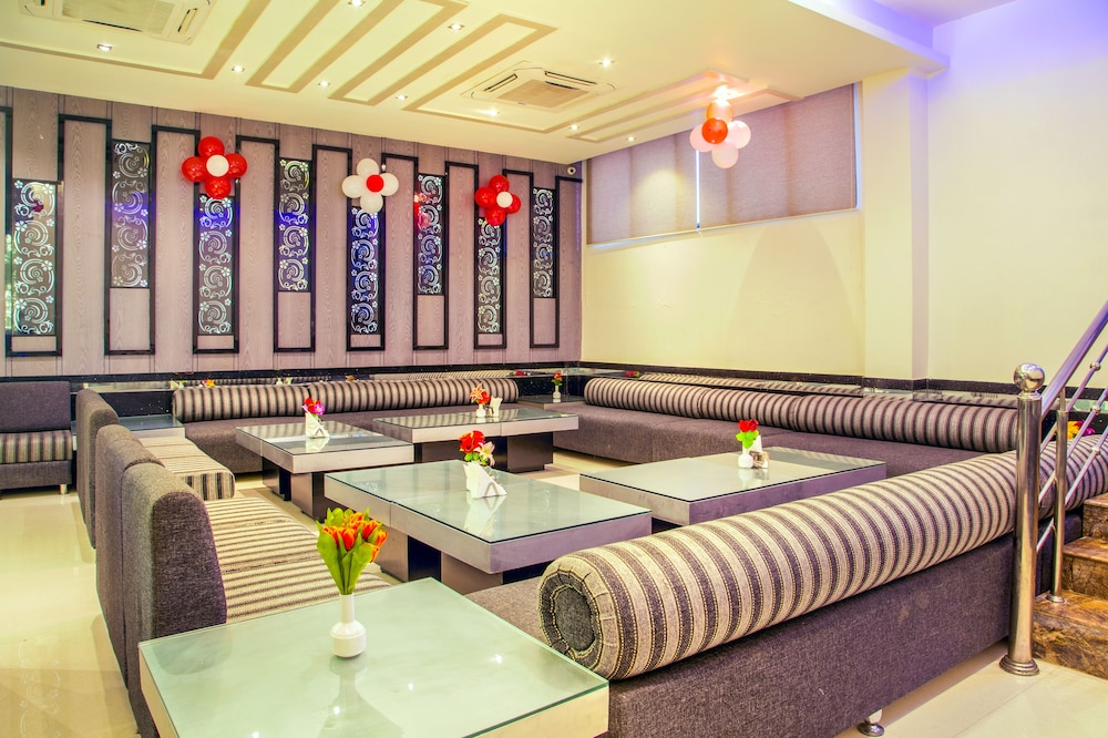 HOTEL ABHINANDAN 23/29