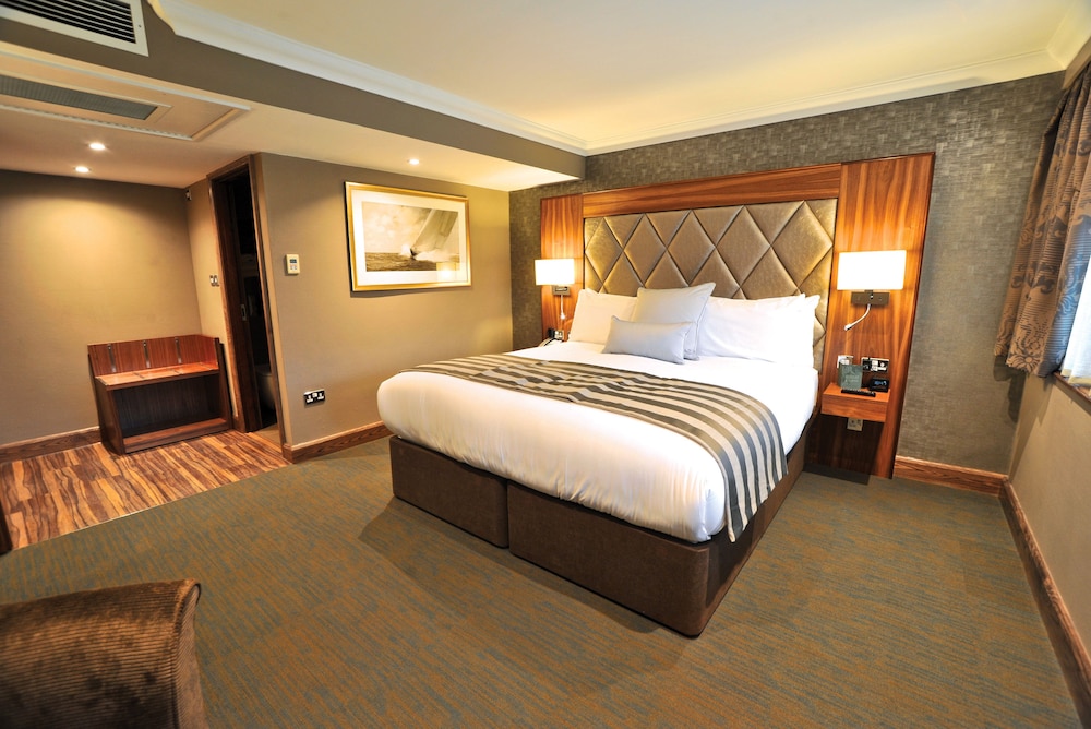 Frensham Pond Country House Hotel Spa 28/54