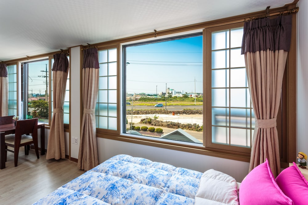 Jeju Wayo Pension 15/45