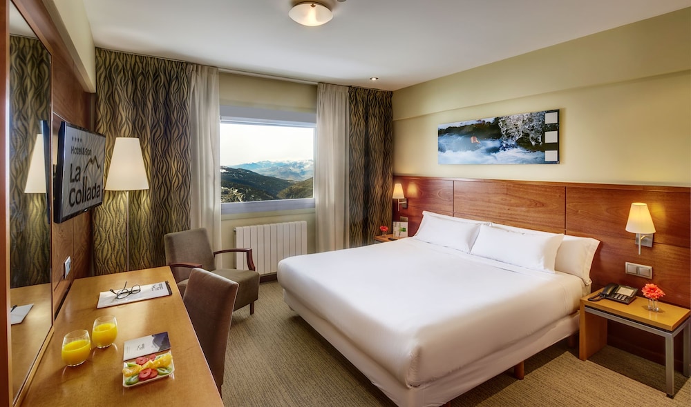 Room, Double Bed, Valley View