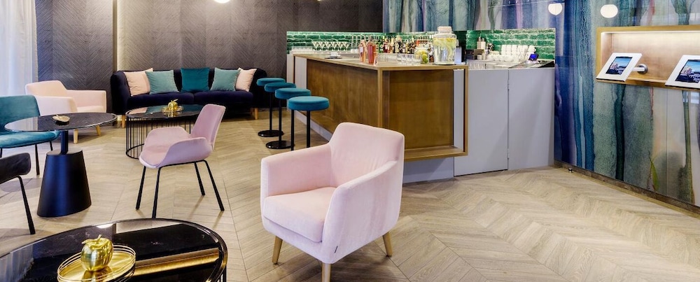 Lobby at Kvihotel Budapest, BUDAPEST