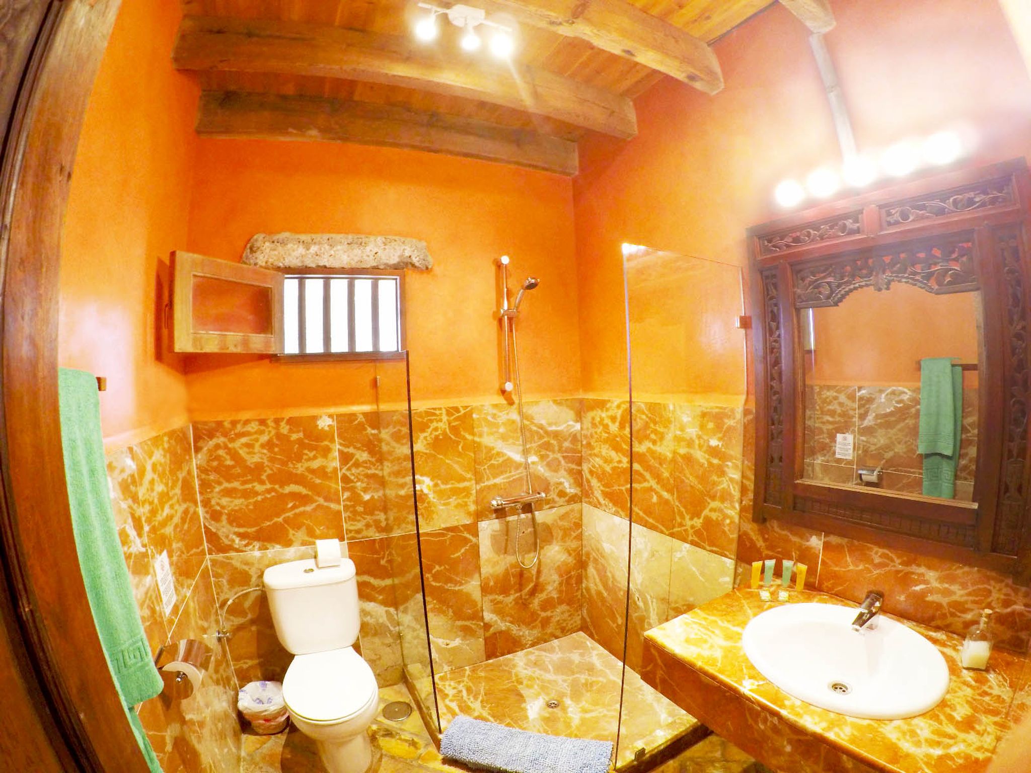 CASA TOMAREN 49/50