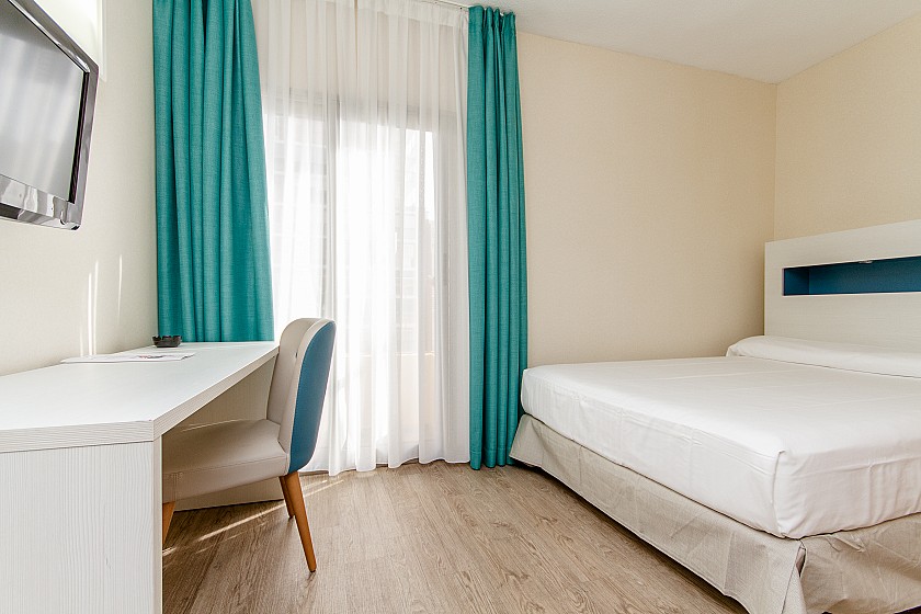 Room, Single, Double Bed