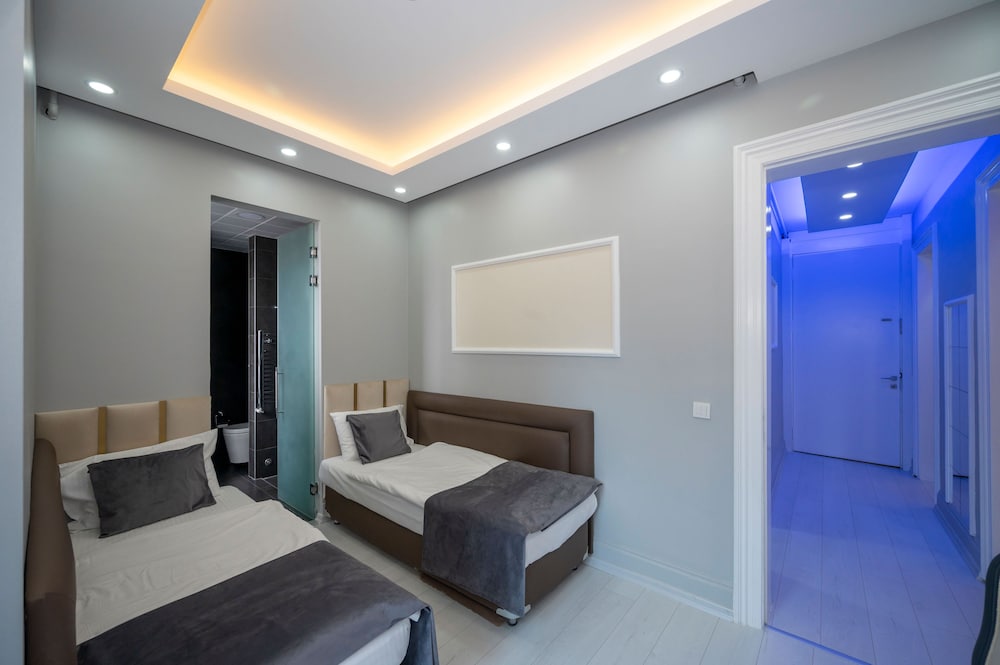 Hotel Next2 41/65