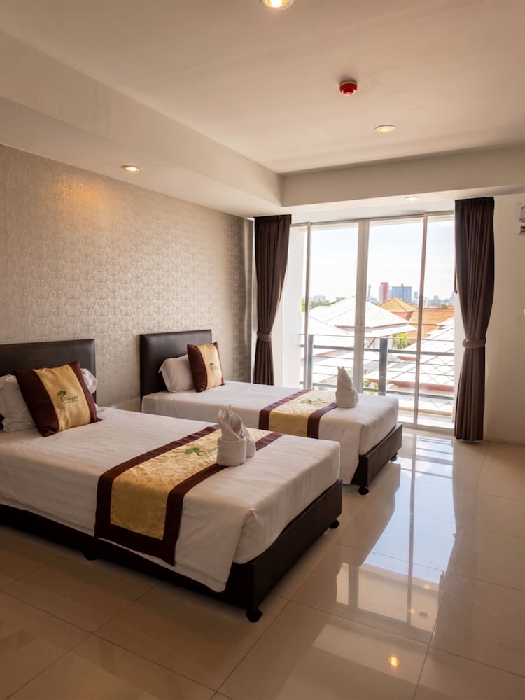 Retreat Resort Pattaya 24/86