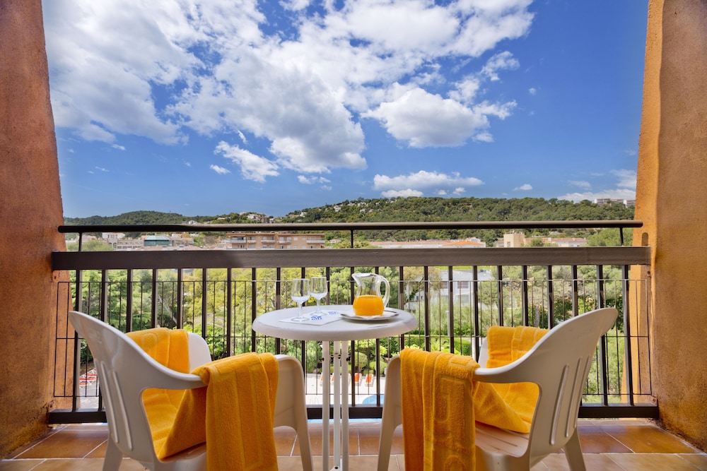 Aparthotel GHT Tossa Park 42/50