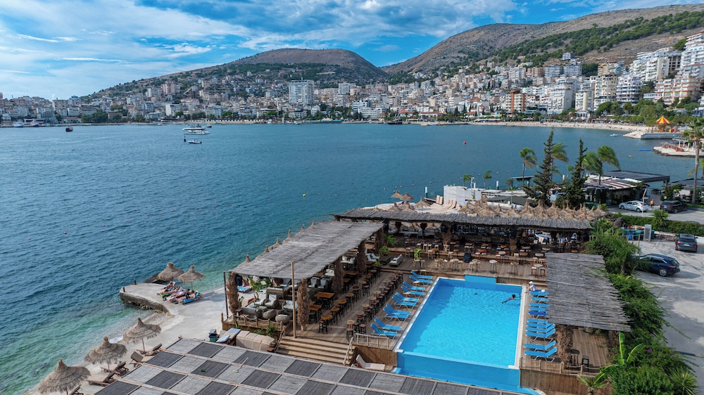 GRAND HOTEL SARANDA 42/50
