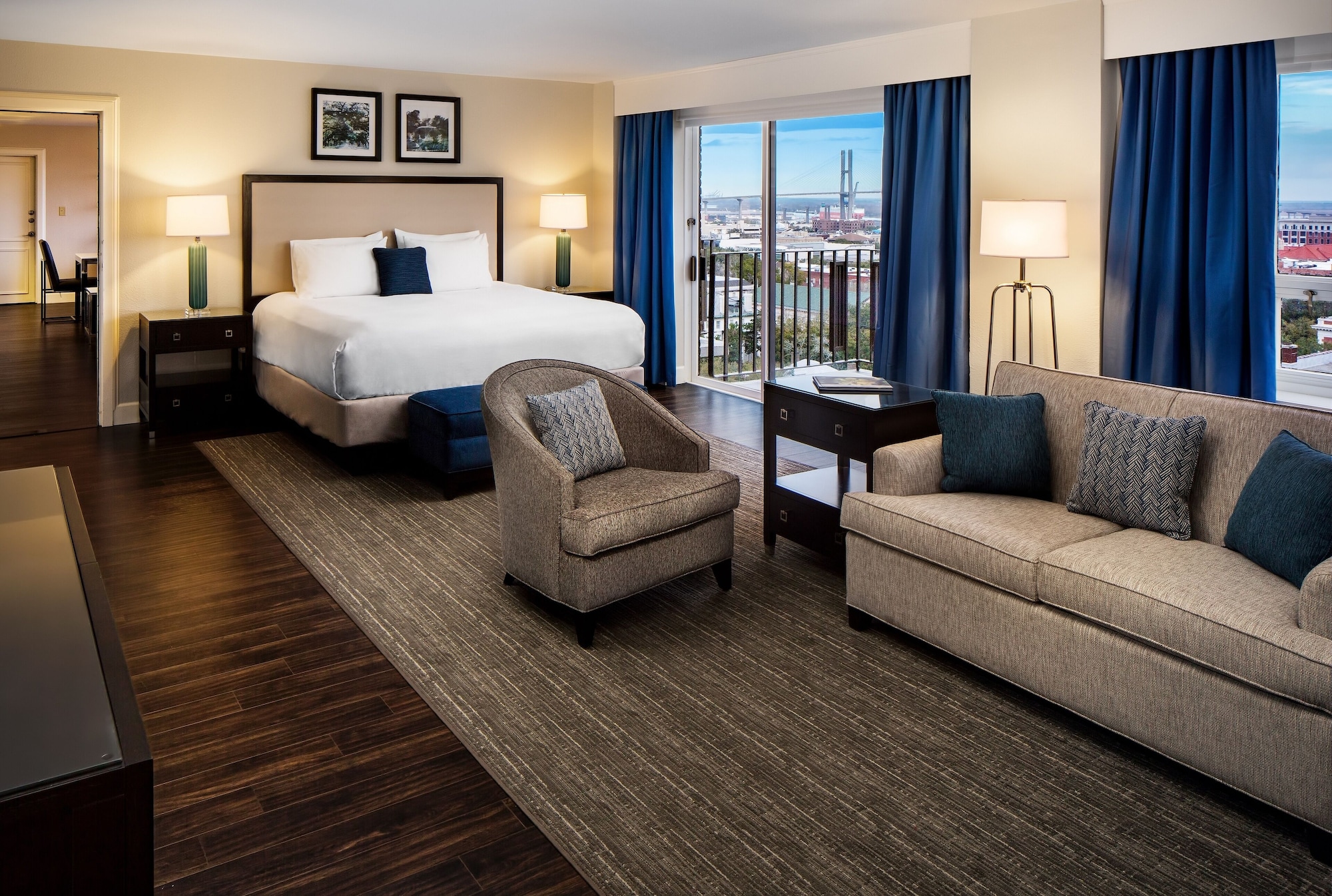 State, Suite, King Bed